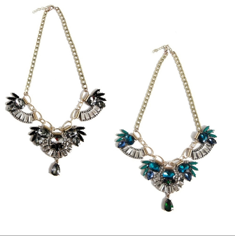 🔮Crystal teardrop statement necklace